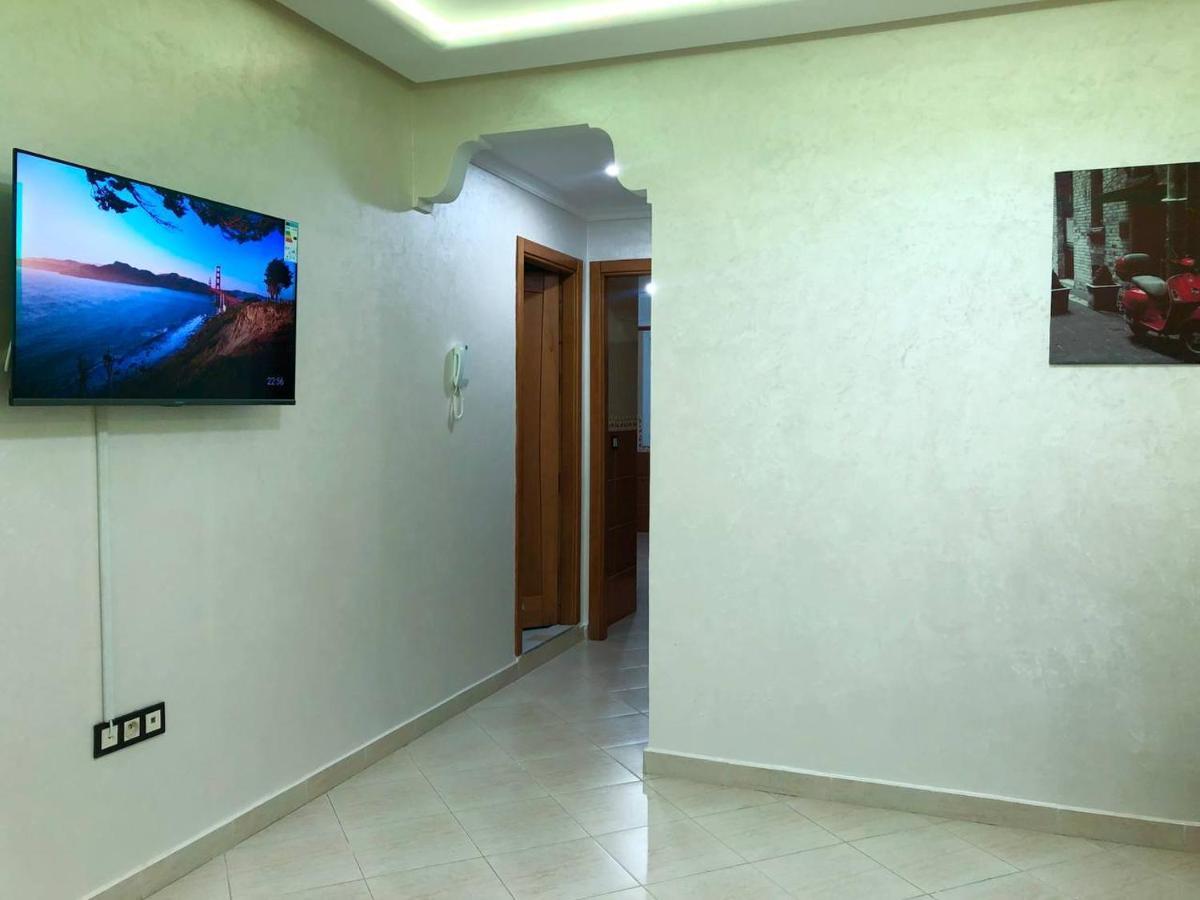 Fantastique Appartement Nouveau Meuble Avec Wifi & Netflix A Proximite Du Marjane Tanger Luaran gambar